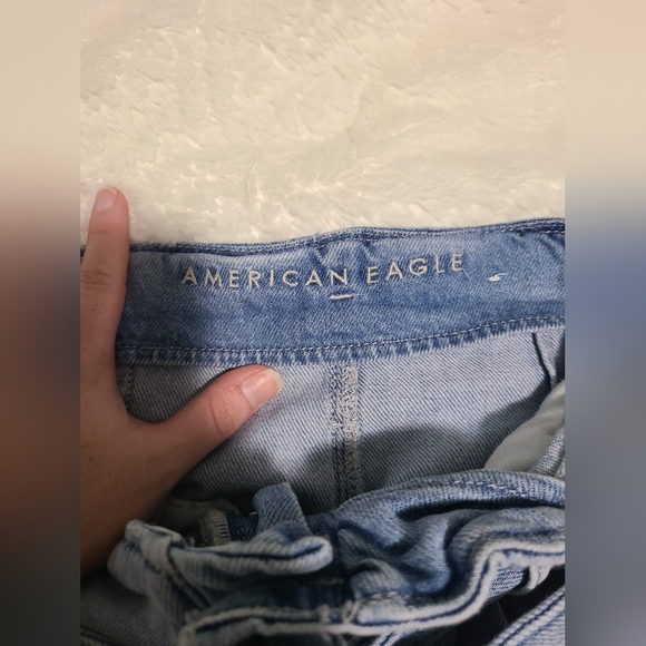 🌟SOLD🌟 AE Denim Paper Bag Mom Shorts - Picture 7 of 8